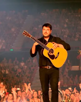 Mumford and Sons & Marcus King Band